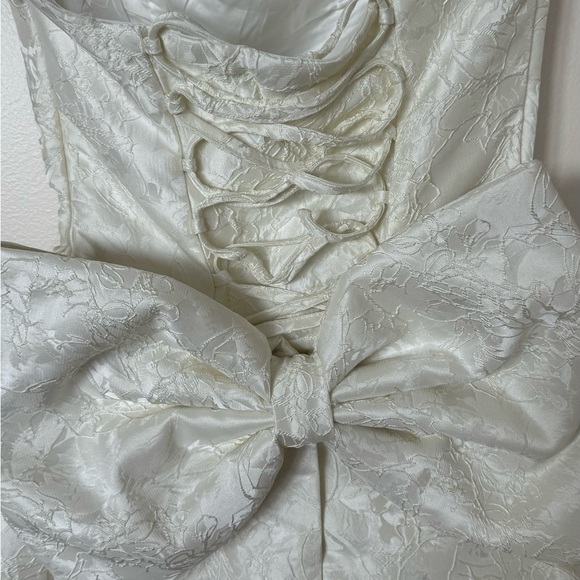 Babyboo XS ELENORA MINI DRESS - IVORY - Picture 9 of 14